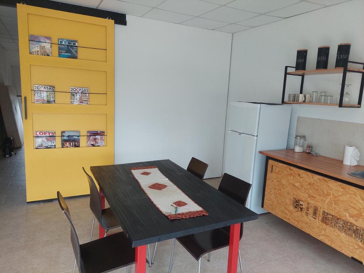Ideas Apartment Federacion Luaran gambar